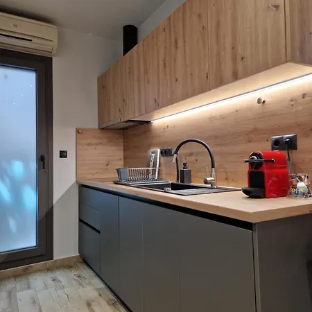 Lap Apartment
